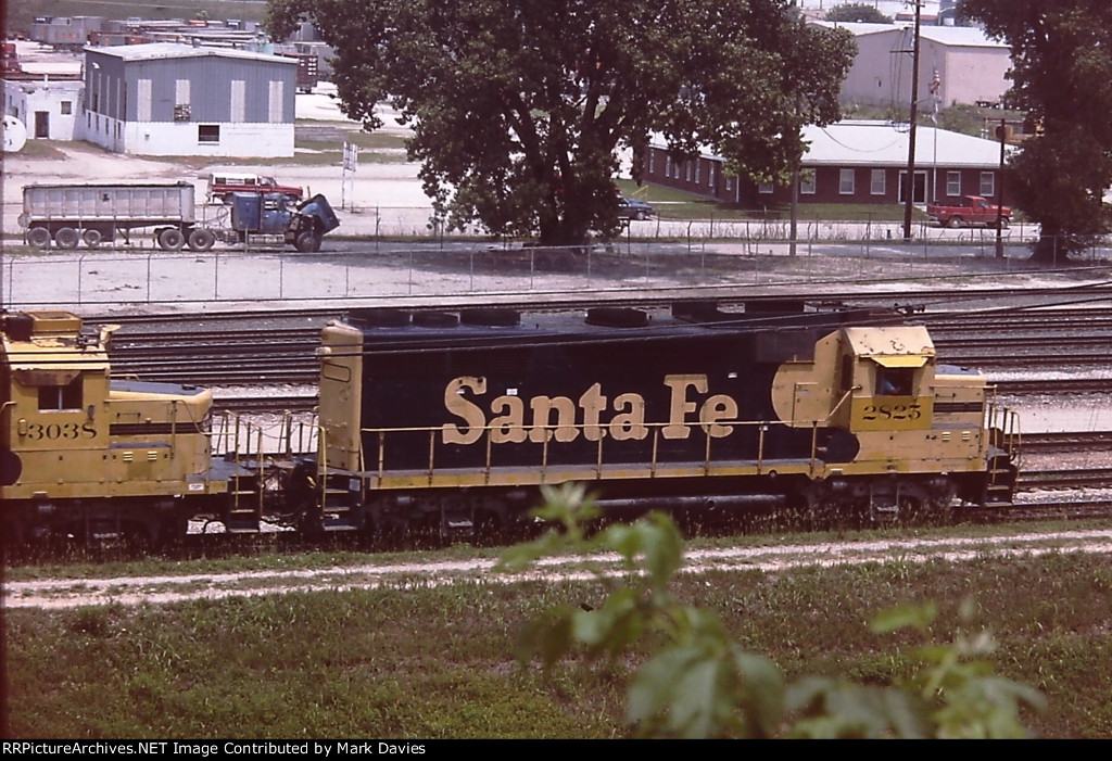 ATSF 2825